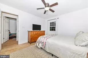 28513 Woodview Dr, Damascus, MD 20872 - Photo 18
