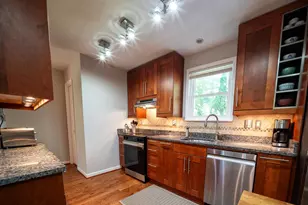 15 Grovepoint Ct, Rockville, MD 20854 - Photo 12