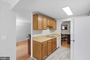 18110 Chalet Dr, Germantown, MD 20874 - Photo 22