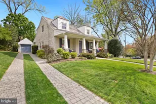 3209 Cummings Ln, Chevy Chase, MD 20815 - Photo 2