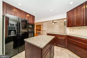 8405 St Regis Way, Gaithersburg, MD 20886 - Photo 16