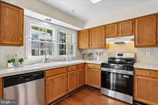 9 Fountain Valley Ct, Montgomery Village, MD 20886 - Photo 12
