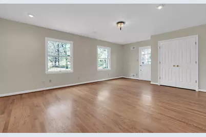 8616 Chateau Drive, Potomac, MD 20854 - Photo 26