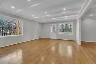 8616 Chateau Dr, Potomac, MD 20854 - Photo 14