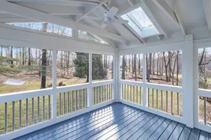 8616 Chateau Dr, Potomac, MD 20854 - Photo 20
