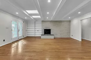 8616 Chateau Dr, Potomac, MD 20854 - Photo 22