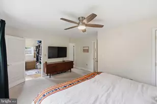 8007 Wildwood Dr, Takoma Park, MD 20912 - Photo 14