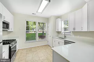110 Watkins Pond Blvd, Rockville, MD 20850 - Photo 14