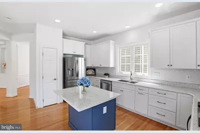 968 Featherstone Street, Gaithersburg, MD 20878 - Photo 2