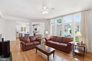 968 Featherstone St, Gaithersburg, MD 20878 - Photo 12
