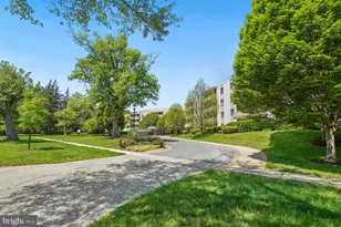 7501 Democracy Blvd, Bethesda, MD 20817 - Photo 2