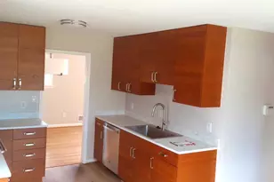 9820 Inglemere Dr, Bethesda, MD 20817 - Photo 2