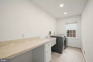7533 Pepperell Dr, Bethesda, MD 20817 - Photo 38