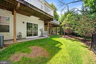 8342 Broderick Cir, Gaithersburg, MD 20877 - Photo 32