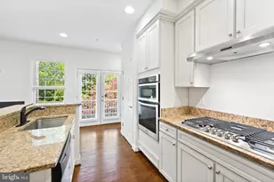 8342 Broderick Cir, Gaithersburg, MD 20877 - Photo 18