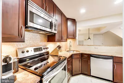 5814 Inman Park Circle #220, Rockville, MD 20852 - Photo 10