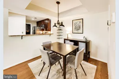 5814 Inman Park Circle #220, Rockville, MD 20852 - Photo 8