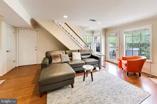 5814 Inman Park Cir, Rockville, MD 20852 - Photo 4