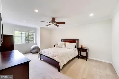 5814 Inman Park Circle #220, Rockville, MD 20852 - Photo 18