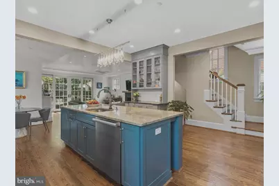 4400 Elm Street, Chevy Chase, MD 20815 - Photo 10