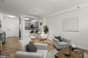 7111 Woodmont Ave, Bethesda, MD 20815 - Photo 4