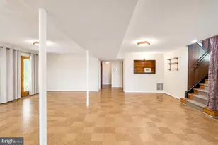 2884 Glenora Ln, Rockville, MD 20850 - Photo 22