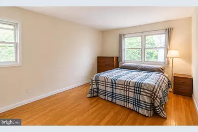 2884 Glenora Lane, Rockville, MD 20850 - Photo 12