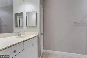 501 Hungerford Dr, Rockville, MD 20850 - Photo 26