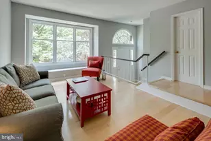 1353 Templeton Pl, Rockville, MD 20852 - Photo 4
