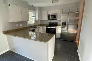 1353 Templeton Pl, Rockville, MD 20852 - Photo 2