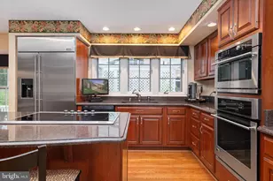 5613 Sugarbush Ln, Rockville, MD 20852 - Photo 14