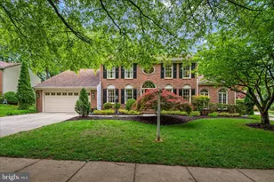 5613 Sugarbush Ln, Rockville, MD 20852 - Photo 2