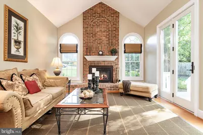 5613 Sugarbush Lane, Rockville, MD 20852 - Photo 18