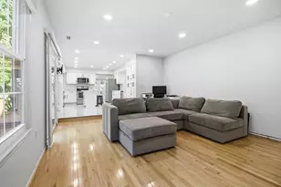 124 Englefield Dr, Gaithersburg, MD 20878 - Photo 14