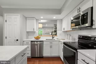 10525 Englishman Dr, Rockville, MD 20852 - Photo 6