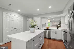 10525 Englishman Dr, Rockville, MD 20852 - Photo 4