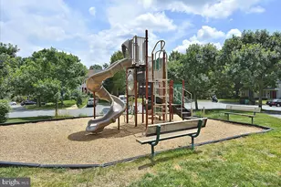 639 Coral Reef Dr, Gaithersburg, MD 20878 - Photo 40