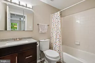 639 Coral Reef Dr, Gaithersburg, MD 20878 - Photo 22