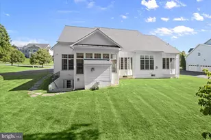 16907 Harbour Town Dr, Ashton, MD 20861 - Photo 62