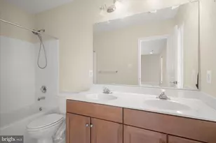 16907 Harbour Town Dr, Ashton, MD 20861 - Photo 42