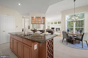 16907 Harbour Town Dr, Ashton, MD 20861 - Photo 26