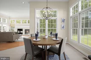 16907 Harbour Town Dr, Ashton, MD 20861 - Photo 28