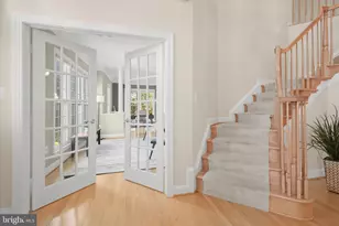 16907 Harbour Town Dr, Ashton, MD 20861 - Photo 4