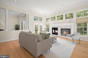 16907 Harbour Town Dr, Ashton, MD 20861 - Photo 18