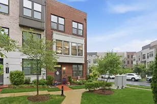 555 Shorthorn Way, Rockville, MD 20850 - Photo 2