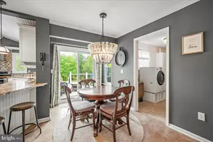 7201 Barcellona Dr, Gaithersburg, MD 20879 - Photo 18