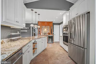7201 Barcellona Drive, Gaithersburg, MD 20879 - Photo 24