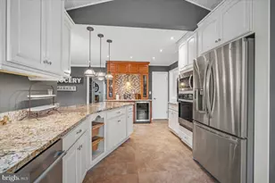 7201 Barcellona Dr, Gaithersburg, MD 20879 - Photo 24