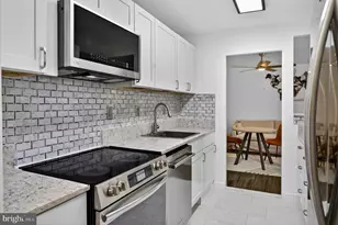 9701 Fields Rd, Gaithersburg, MD 20878 - Photo 16