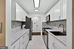 9701 Fields Rd, Gaithersburg, MD 20878 - Photo 18